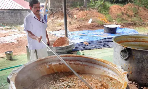 പഴയിടം ഉണ്ടാക്കിയ ബീഫും ചിക്കനും ഞാൻ കഴിച്ചിട്ടുണ്ട്