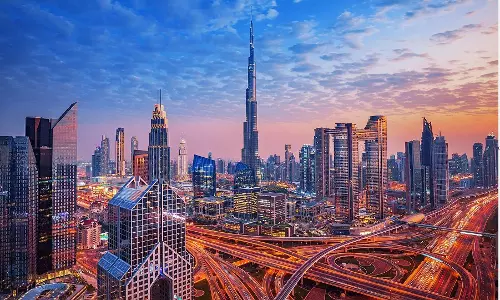 യു.എ.ഇയിൽ അടുത്ത നീണ്ട   പൊതു അവധി എന്നാണെന്നറിയാമോ ?