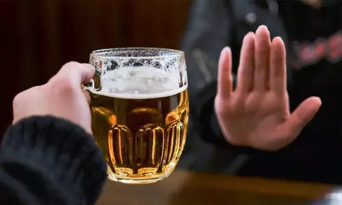 ചിയേഴ്‌സ്...! മദ്യമില്ലാതെ 30 ദിവസം, ചലഞ്ചിന് തയ്യാറാണോ? ആരോഗ്യഗുണങ്ങൾ അനുഭവിച്ചറിയാം