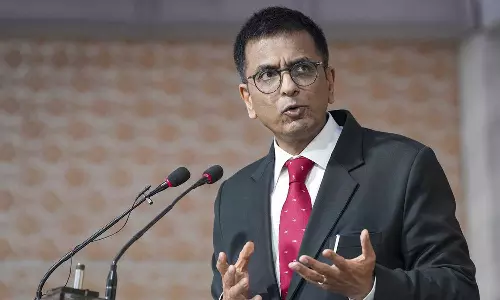 രണ്ട് അന്യായങ്ങൾക്കിടയിലും വിധിപറേണ്ടിവരും; ഏറ്റവും അന്യായം ഏതാണെന്നു നോക്കുകയാണ് ചെയ്യുക-ചീഫ് ജസ്റ്റിസ് രണ്ട് അന്യായങ്ങൾക്കിടയിലും വിധിപറേണ്ടിവരും; ഏറ്റവും അന്യായം ഏതാണെന്നു നോക്കുകയാണ് ചെയ്യുക-ചീഫ് ജസ്റ്റിസ്