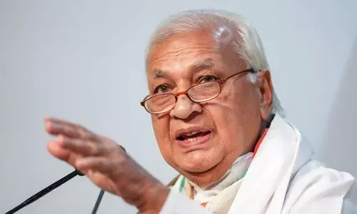 എനിക്ക് മുകളിലുള്ളവർ തീരുമാനിക്കട്ടെ;സർവകലാശാല ബിൽ രാഷ്ട്രപതിക്ക് വിടുമെന്ന സൂചന നൽകി ഗവർണർ