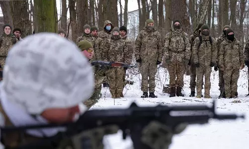 യുക്രൈനിൽ രണ്ടു ദിവസത്തേക്ക് വെടിനിർത്തൽ പ്രഖ്യാപിച്ച് റഷ്യ യുക്രൈനിൽ രണ്ടു ദിവസത്തേക്ക് വെടിനിർത്തൽ പ്രഖ്യാപിച്ച് റഷ്യ