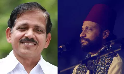 തിയറി ണ്ടാക്കുമ്പോ ആദ്യം മുതൽ നോക്കണ്ടേ തിരുമേനീ; പഴയിടത്തെ ട്രോളി സമീര്‍ ബിന്‍സി