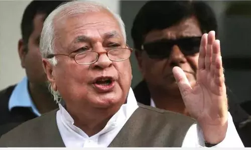 ചാൻസലർ ബില്ലിൽ ഒപ്പിടില്ല; നിയമ സാധ്യതകൾ പരിശോധിച്ചുവരികയാണെന്ന് ഗവർണർ