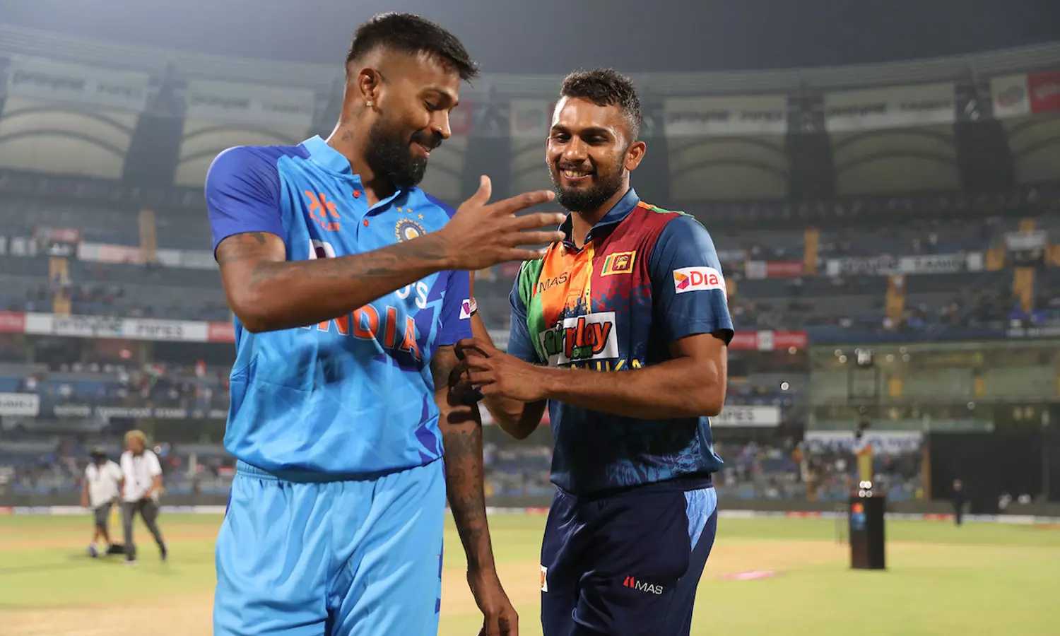 ഇന്ത്യ-ശ്രീലങ്ക ടി20: നിർണായക മത്സരത്തിൽ ബാറ്റിങ് തെരഞ്ഞെടുത്ത് ഇന്ത്യ