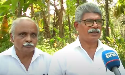 ബഫർ സോൺ വിഷയത്തിൽ മാര്ച്ച് നടത്തിയവര്ക്കെതിരെ കേസ് ; പ്രതിഷേധം ശക്തം ബഫർ സോൺ വിഷയത്തിൽ മാര്ച്ച് നടത്തിയവര്ക്കെതിരെ കേസ് ; പ്രതിഷേധം ശക്തം