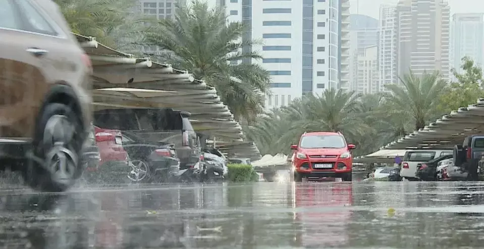 യു.എ.ഇയിൽ ഈ ആഴ്ച കൂടുതൽ മഴ ലഭിച്ചേക്കും യു.എ.ഇയിൽ ഈ ആഴ്ച കൂടുതൽ മഴ ലഭിച്ചേക്കും