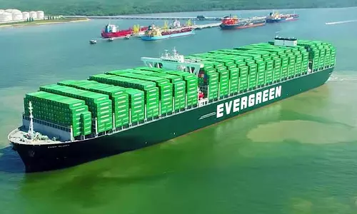 52 മാസത്തെ ശമ്പളം ബോണസ്; ജീവനക്കാരെ ഞെട്ടിച്ച് സൂയസ് കനാലിൽ ബ്ലോക്കുണ്ടാക്കിയ കപ്പൽ കമ്പനി!