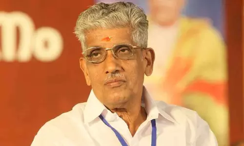 ശശി തരൂർ പ്രധാനമന്ത്രിയാകാനും യോഗ്യൻ, പക്ഷേ സഹപ്രവർത്തകർ സമ്മതിക്കില്ല: സുകുമാരൻ നായർ