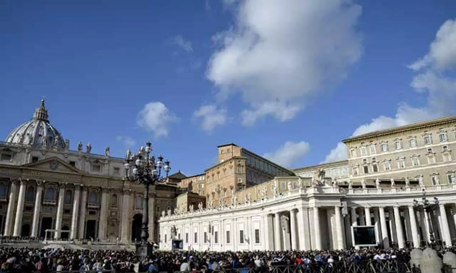 15കാരിയെ കാണാതായത് 1983ൽ; 40 വർഷത്തിന് ശേഷം അന്വേഷണം ആരംഭിച്ച് വത്തിക്കാൻ 15കാരിയെ കാണാതായത് 1983ൽ; 40 വർഷത്തിന് ശേഷം അന്വേഷണം ആരംഭിച്ച് വത്തിക്കാൻ