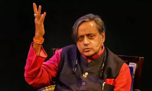 Shashi tharoor welcomes supreme court verdict Shashi tharoor welcomes supreme court verdict