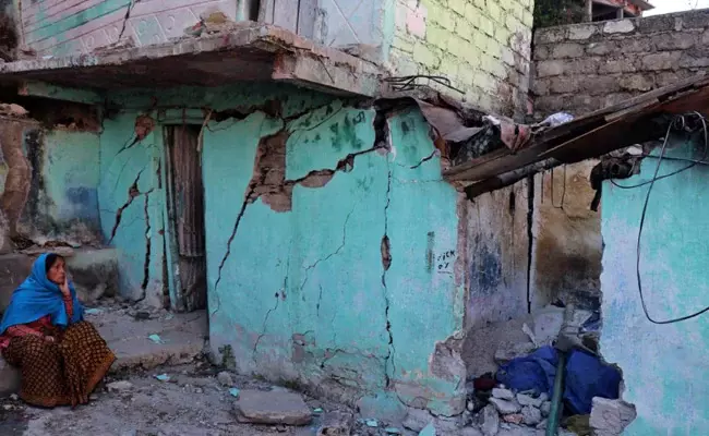 ജോഷിമഠിൽ ഇതുവരെ തകർന്നത് 678 കെട്ടിട്ടങ്ങൾ; 81 കുടുംബങ്ങളെ മാറ്റിപ്പാർപ്പിച്ചു