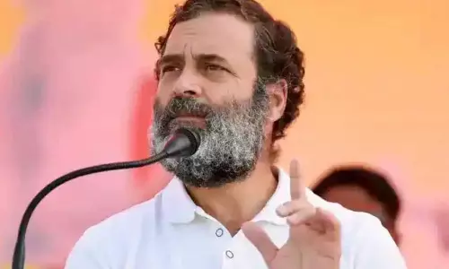 Rahul Gandhi ,Rahul wearing T-shirt,rahul gandhi bharat jodo yatra,rahul t shirt,rahul gandhi wearing t shirt in winter,rahul gandhi latest news,rahul gandhi t shirt news,