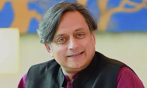 ആര് എവിടെ മത്സരിക്കണമെന്ന് പാര്‍ട്ടി തീരുമാനിക്കും; തരൂരിന്‍റെ നിയമസഭാ   സ്വപ്നങ്ങള്‍ക്ക് വിലങ്ങുതടിയായി കോണ്‍ഗ്രസ് നേതൃത്വം