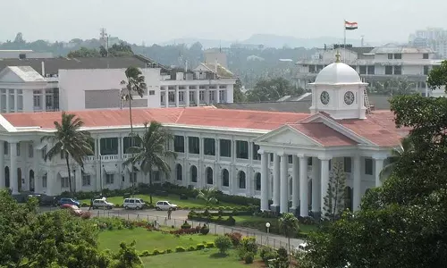 ആശ്രിത നിയമന നിയന്ത്രണം: എതിർപ്പുമായി ഭരണ പ്രതിപക്ഷ സർവീസ് സംഘടനകൾ