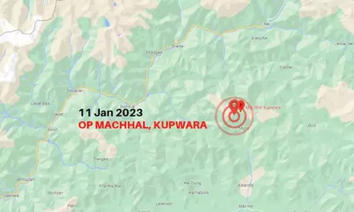 മഞ്ഞില്‍ വാഹനം തെന്നിമാറി മലയിടുക്കില്‍ വീണു; കശ്മീരില്‍ മൂന്ന് സൈനികർക്ക് വീരമൃത്യു