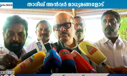 ലോക്‌സഭാ തെരഞ്ഞെടുപ്പിൽ മത്സരിക്കാനില്ലെന്ന പ്രതികരണം ഉചിതമായില്ല; ശശി തരൂരിനെതിരെ താരീഖ് അൻവർ