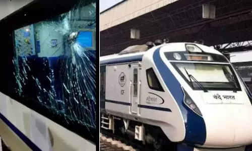 Vande Bharat Express in Andhra Pradesh,Stones pelted ,Vande Bharat Express Vande Bharat Express in Andhra Pradesh,Stones pelted ,Vande Bharat Express