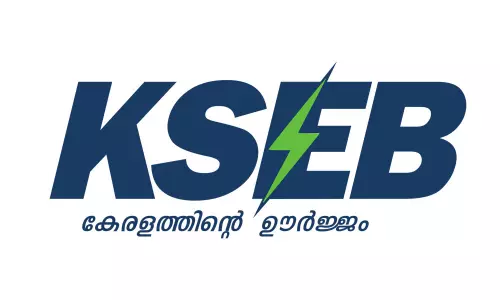 ഫ്യൂസൂരാന്‍ മാത്രമല്ല പണം വാങ്ങാനും കെ.എസ്.ഇ.ബി ഇനി വീട്ടിലെത്തും