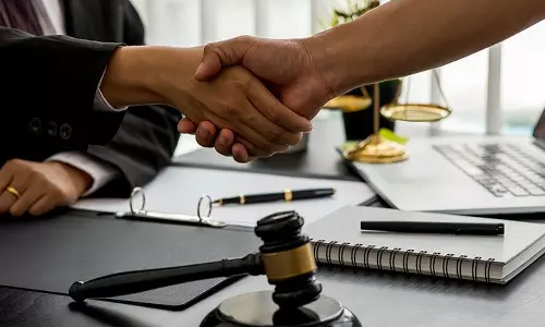 ഇനി 18 വയസിൽ ബിസിനസുകാരാകാം; യുഎഇയിൽ ബിസിനസ് നിയമത്തിൽ മാറ്റം