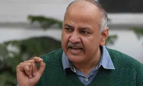 മദ്യനയ അഴിമതി: മനീഷ് സിസോദിയയുടെ ഓഫീസിൽ സിബിഐ റെയ്ഡ്