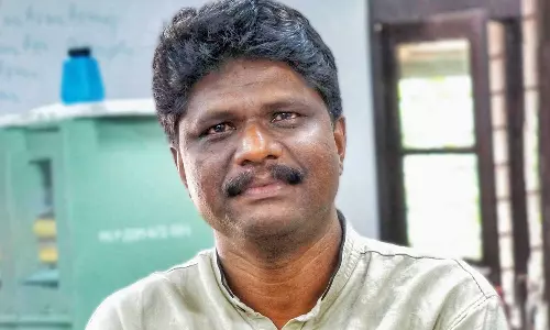 കവി എസ്. ജോസഫ് സാഹിത്യ അക്കാദമി അംഗത്വം രാജിവെച്ചു