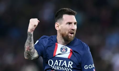 മെസി സൗദിയിലേക്കെന്ന ചർച്ച സജീവം; പിതാവ് റിയാദിൽ ചർച്ചയ്ക്കെത്തിയതായി റിപ്പോർട്ട്