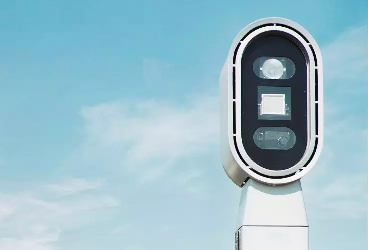 കുവൈത്തിൽ ഗതാഗത നിയന്ത്രണത്തിന്   പുതിയ സ്മാർട്ട് കാമറകൾ