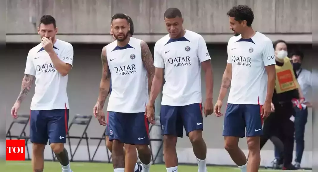 ഖത്തറില്‍ പി.എസ്.ജി ടീമിന്‍റെ പരിശീലനം നേരില്‍ കാണാന്‍ ആരാധകര്‍ക്ക് അവസരം