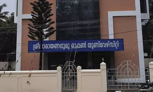 Sree Narayanaguru Open University distant courses kerala high court order