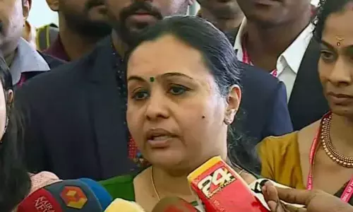 Minister Veena george, Health card hotel workers,food poisoning,food poisoning kochi, paravoor food poisoning,kerala food poisoning news,