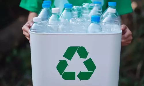 പ്ലാസ്റ്റിക് കുപ്പികളുടെ പുനരുപയോഗം; മാനദണ്ഡങ്ങൾ പ്രഖ്യാപിച്ച് യു എ ഇ