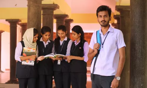 ലോകപരിചയമില്ലാത്ത വിദ്യാഭ്യാസം