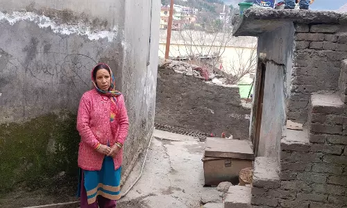 ജോഷിമഠ്: മലയിറങ്ങേണ്ടത് ജനങ്ങളോ?