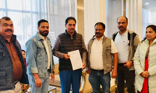 വയനാട്‌ അസോസിയേഷൻ ഭാരവാഹികൾ എൻ.കെ പ്രേമചന്ദ്രൻ എം.പിക്ക് നിവേദനം നൽകി