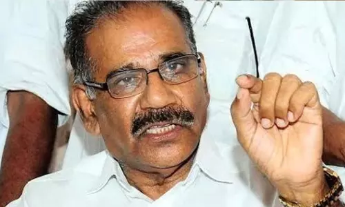 Cut wood at the knees: Cant be overthrown no matter what anyone thinks, Benny is a sincere officer- AK Saseendran. മുട്ടിൽ മരം മുറിക്കേസ്: ആര് വിചാരിച്ചാലും ‌അട്ടിമറിക്കാൻ കഴിയില്ല, ബെന്നി ആത്മാർത്ഥതയുള്ള ഉദ്യോഗസ്ഥൻ- എ.കെ ശശീന്ദ്രൻ