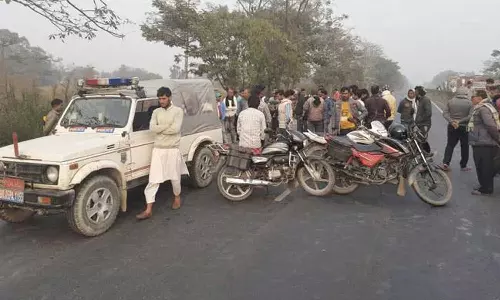 car accident,Bihar Roadaccident,Car Drags 70-Year-Old car accident,Bihar Roadaccident,Car Drags 70-Year-Old