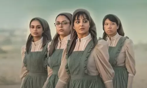 ആയിഷ: ത്വലഅല്‍ ബദ്‌റു അലയ്‌ന...