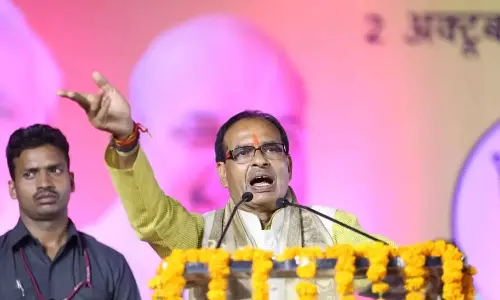 സർക്കാർ സ്‌കൂളുകളിൽ വിദ്യാർഥികളെ ഹിന്ദു മതഗ്രന്ഥങ്ങൾ പഠിപ്പിക്കും: മധ്യപ്രദേശ് മുഖ്യമന്ത്രി