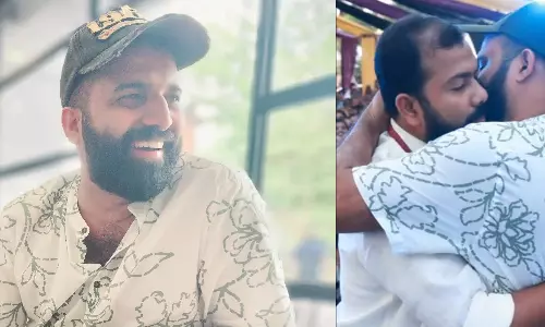 ഊർജം നിറച്ച മനുഷ്യാ..; ഗുരുനാഥനെ ചേർത്തുപിടിച്ച് ആയിഷയുടെ സംവിധായകൻ അമീർ