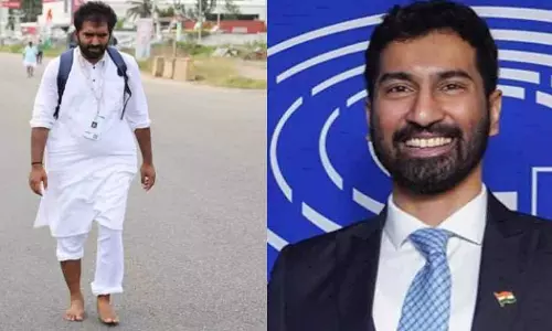 jairam ramesh crtiticises anil k antony and praises chandy oommen