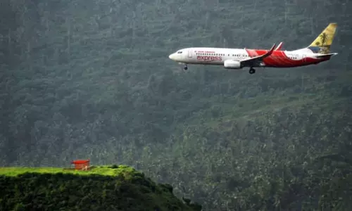 യാത്രക്കാർ നാലുമണിക്കൂർ മുൻപ് റിപ്പോർട്ട് ചെയ്യണം; കരിപ്പൂരിൽ എയർ ഇന്ത്യയുടെ  പുതിയ സമയക്രമം