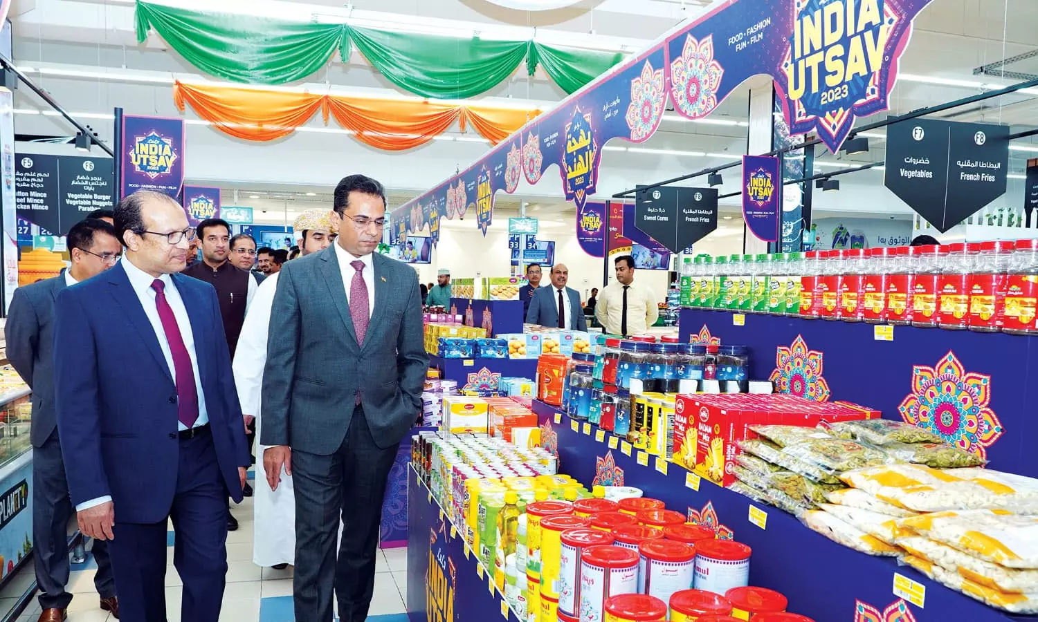 ലുലുവിൽ ഇന്ത്യ ഉത്സവ്ന് തുടക്കമായി ലുലുവിൽ ഇന്ത്യ ഉത്സവ്ന് തുടക്കമായി