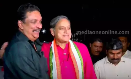 shashi tharoor latst news shashi tharoor latst news