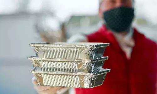 ഭക്ഷണത്തിൽ തേരട്ടയെന്ന് പരാതി; പറവൂരിൽ ഹോട്ടൽ അടച്ചുപൂട്ടി