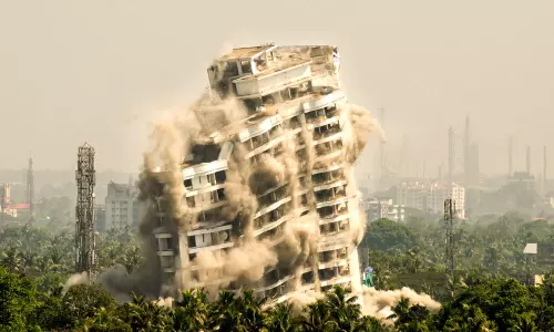 Maradu Flat Demolition, Maradu apartments, മരട് ഫ്ലാറ്റ് പൊളിക്കല്‍