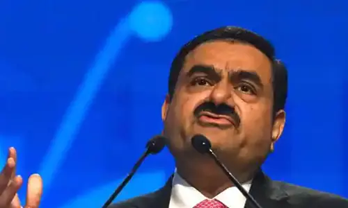 ഓഹരിത്തകർച്ച: അദാനിയുടെ പുതിയ നിക്ഷേപ പദ്ധതിക്ക് ഒരു ശതമാനം പേരുടെ മാത്രം പിന്തുണ