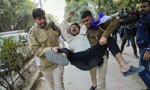 ബിബിസി ഡോക്യുമെന്‍ററി പ്രദർശനം; വിദ്യാർഥികൾക്കെതിരെ നടപടിക്കൊരുങ്ങി ഡല്‍ഹി സർവകലാശാല