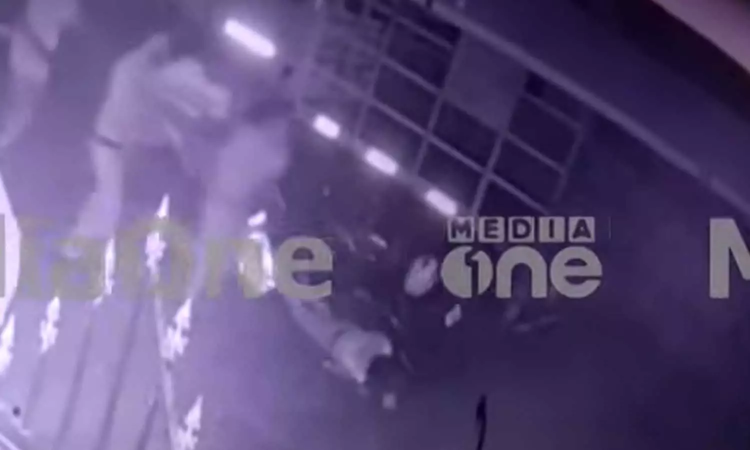 Bikers hit SI during vehicle inspection in Ernakulam