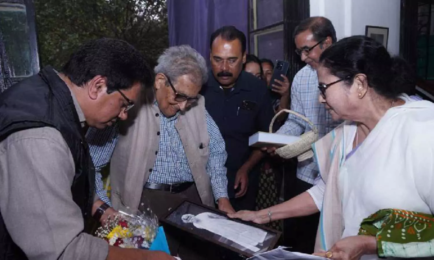 AmartyaSen, landgraballegations, MamataBanerjee